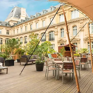 Crowne Plaza Republique By Ihg Hotel